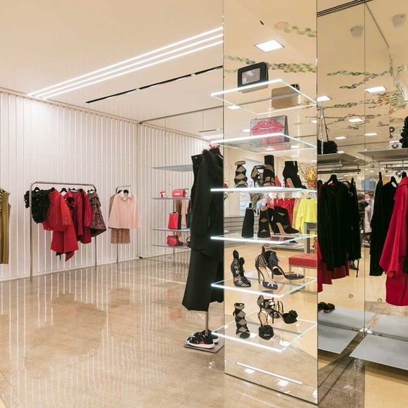 Meet your Posher, Elizabeth - Picture 5 of 5